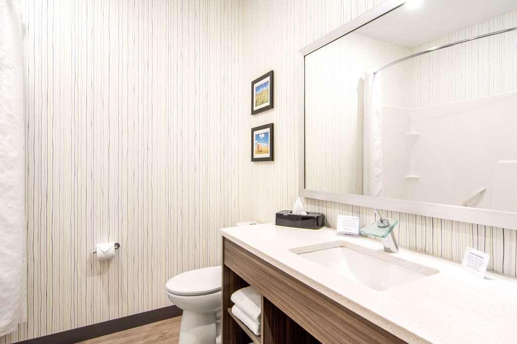 Comfort Inn & Suites North Battleford Exteriör bild