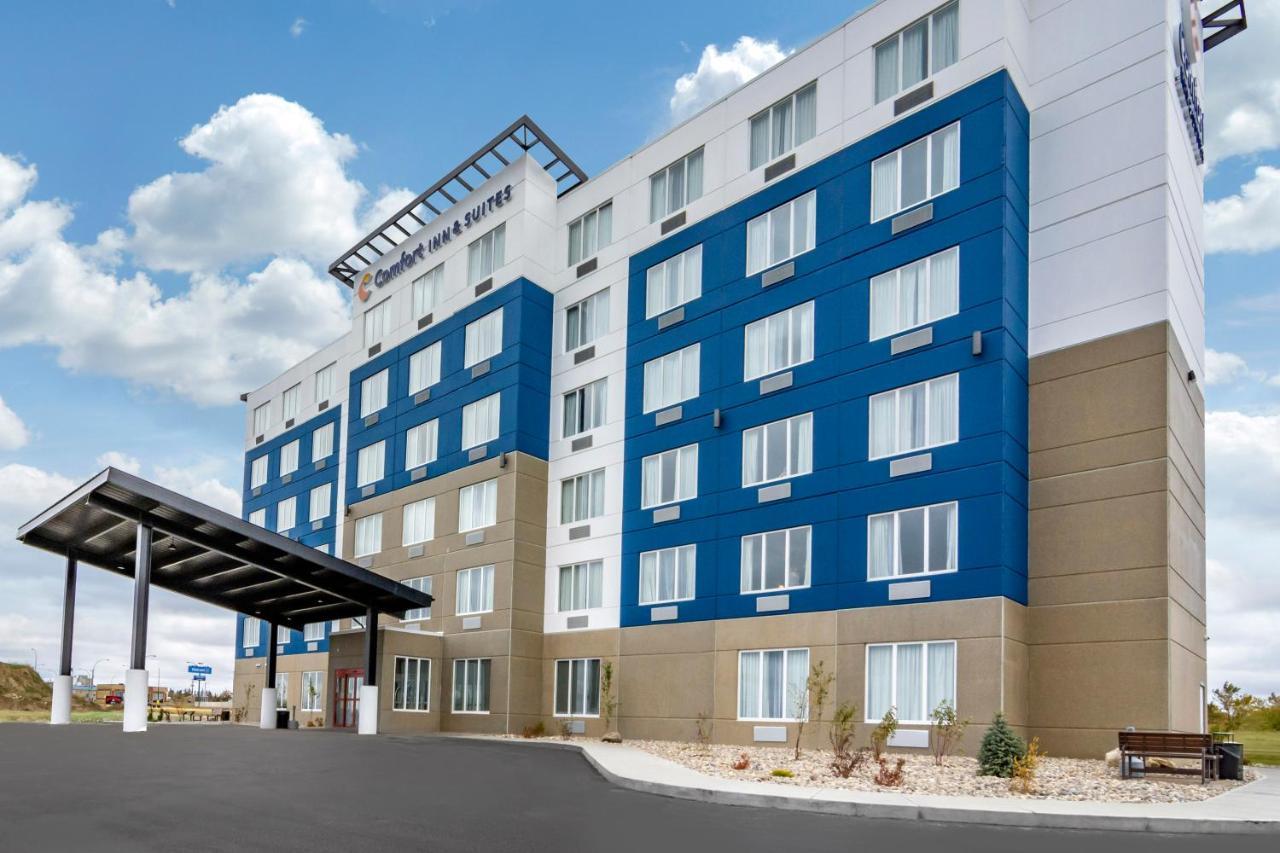 Comfort Inn & Suites North Battleford Exteriör bild