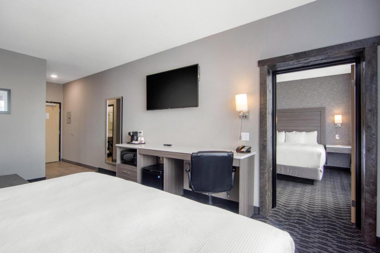 Comfort Inn & Suites North Battleford Exteriör bild